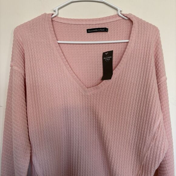 Abercrombie & Fitch Waffle Knit V-Neck Sweater Top Long Sleeve Size Small NWT - Picture 2 of 9